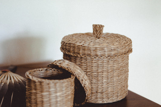 Wicker baskets with lids (pair)
